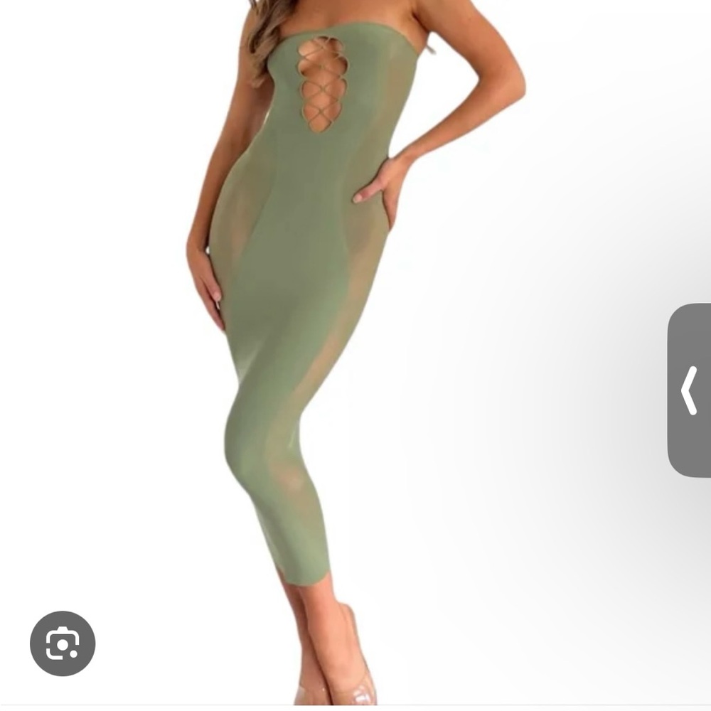 White fox Elegant Green Strapless Dress